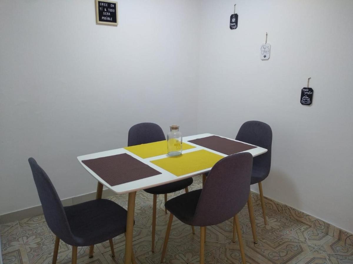 Komodo Alojamiento- Hostal Autoservicio, Ubicado Cerca Al Centro Historico - Bano Privado, Wifi , Cama 2X2 Y Agua Caliente Y Cocina Compartida ポパヤン エクステリア 写真