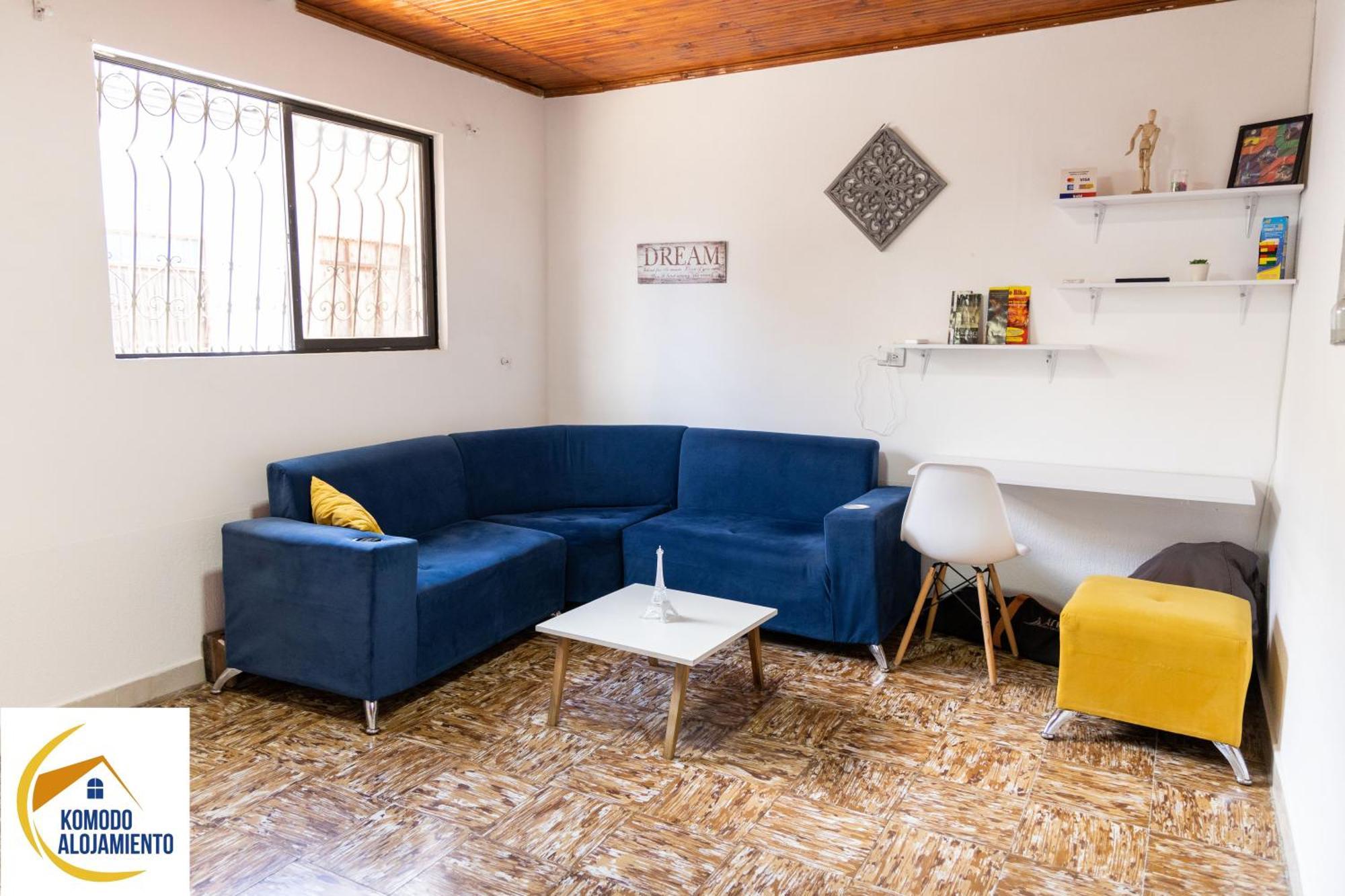 Komodo Alojamiento- Hostal Autoservicio, Ubicado Cerca Al Centro Historico - Bano Privado, Wifi , Cama 2X2 Y Agua Caliente Y Cocina Compartida ポパヤン エクステリア 写真